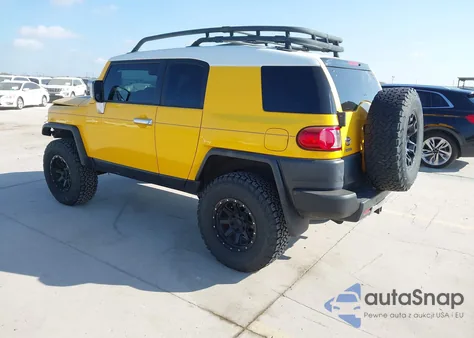 2007 Toyota Fj Cruiser z USA, uszkodzony, nr VIN JTEBU11F470085162